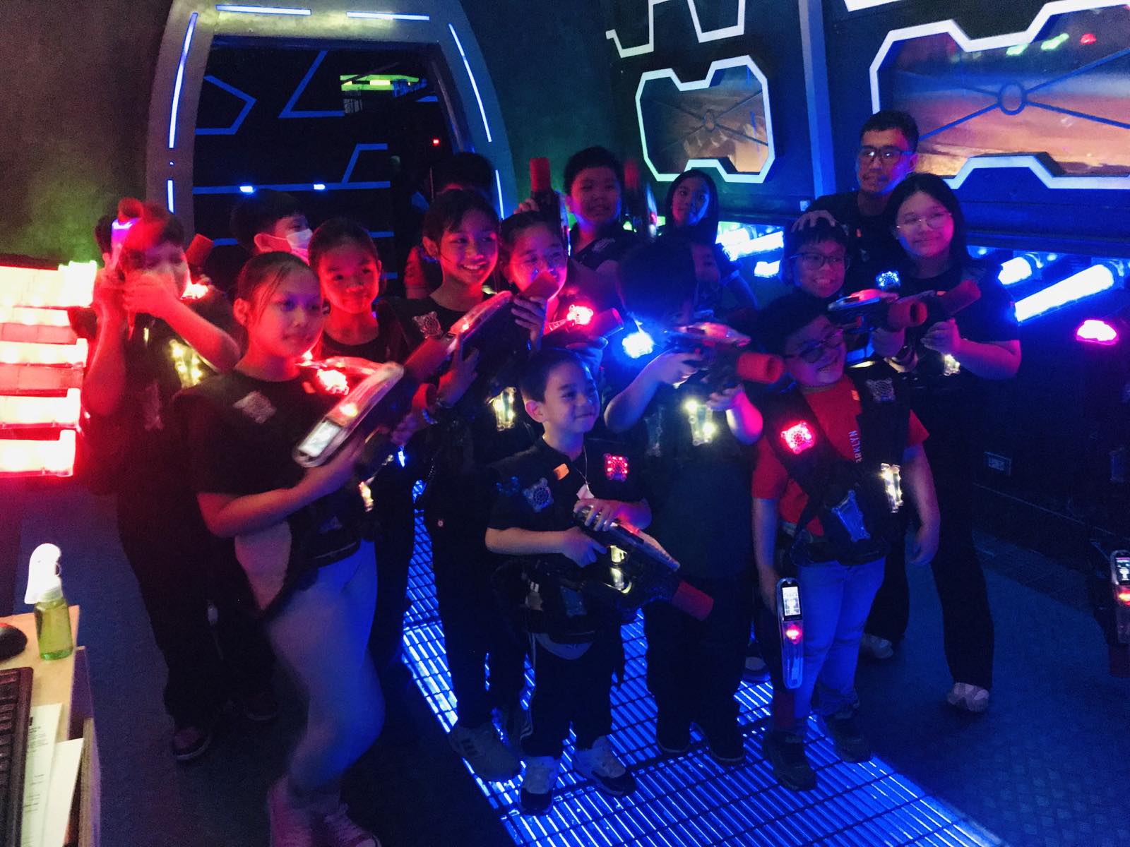 School group activities at LazerXtreme Manila